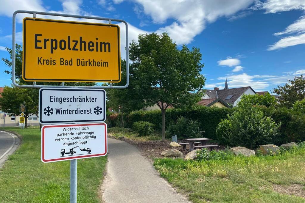 Ruhe Und Entspannung Erpolzheim Exteriér fotografie